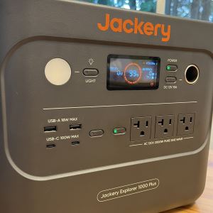 JACKERY Power Station Explorer 1000 plus