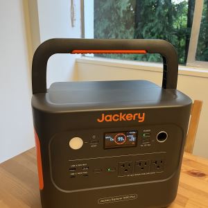 JACKERY Power Station Explorer 1000 plus